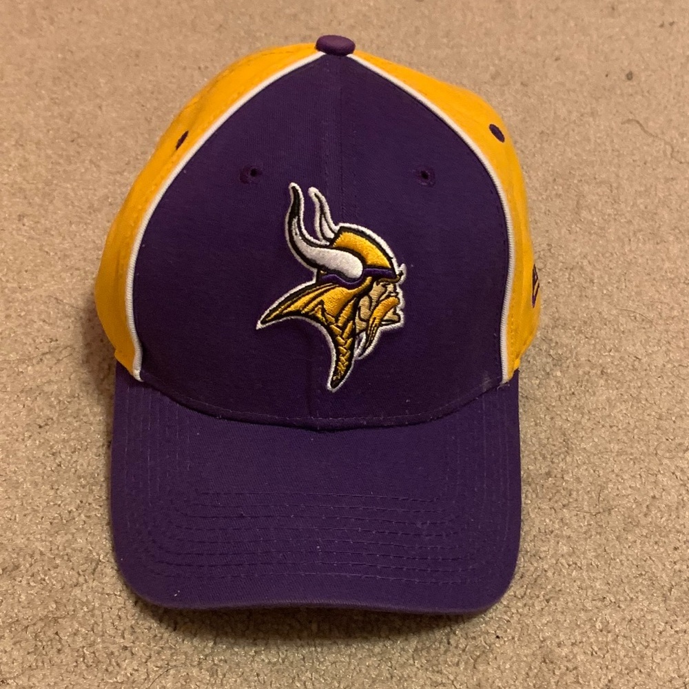 NWOT New Era Minnesota Vikings 9FORTY Cap
